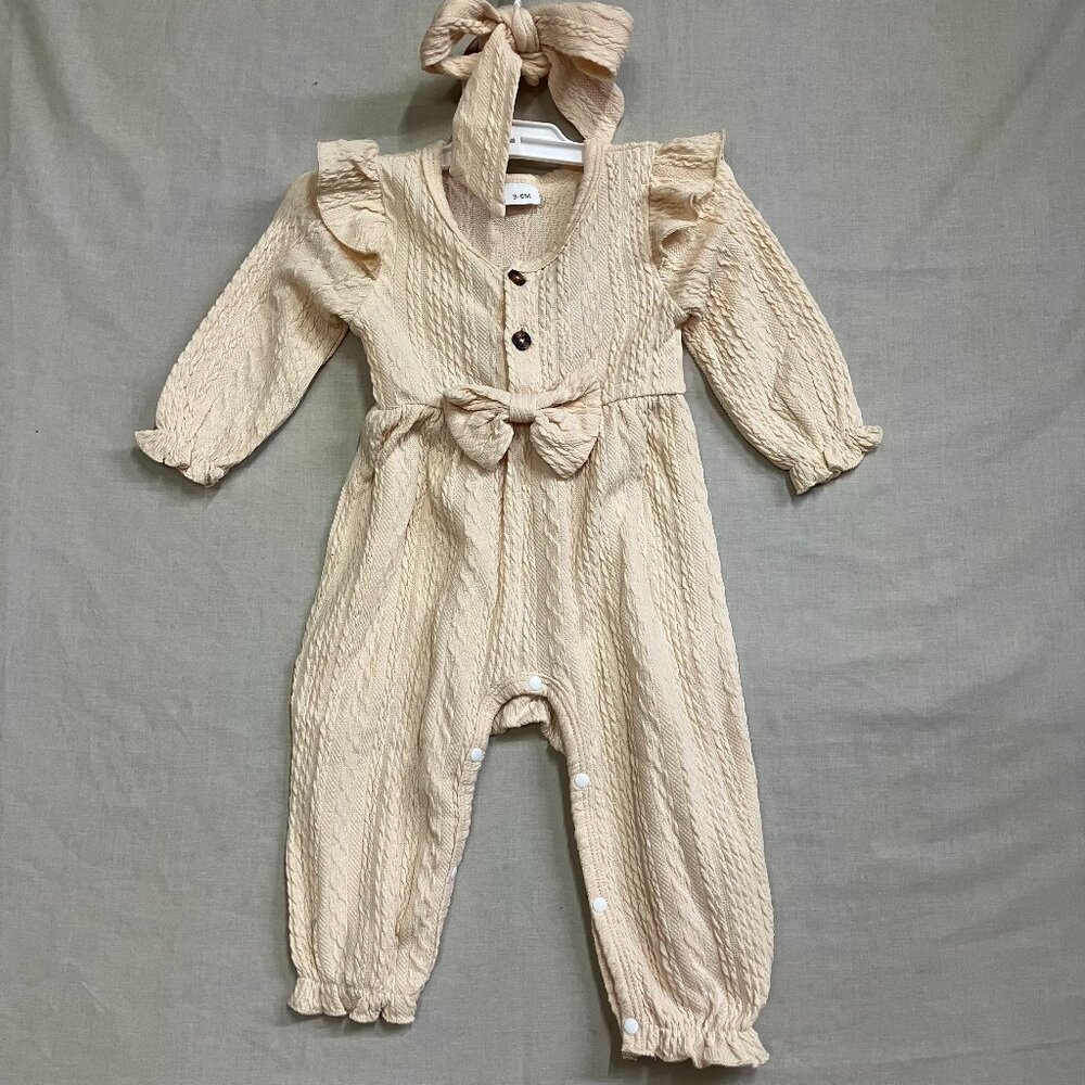 Unbranded Infant Size 3-6 M Girls Ivory Jacquard Long Sleeve Jumpsuit With Bow